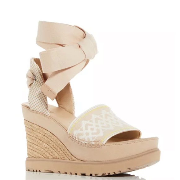 UGG®
Women's Abbot Ankle Tie Platform Wedge Espadrille Sandals - Picture 1 of 7